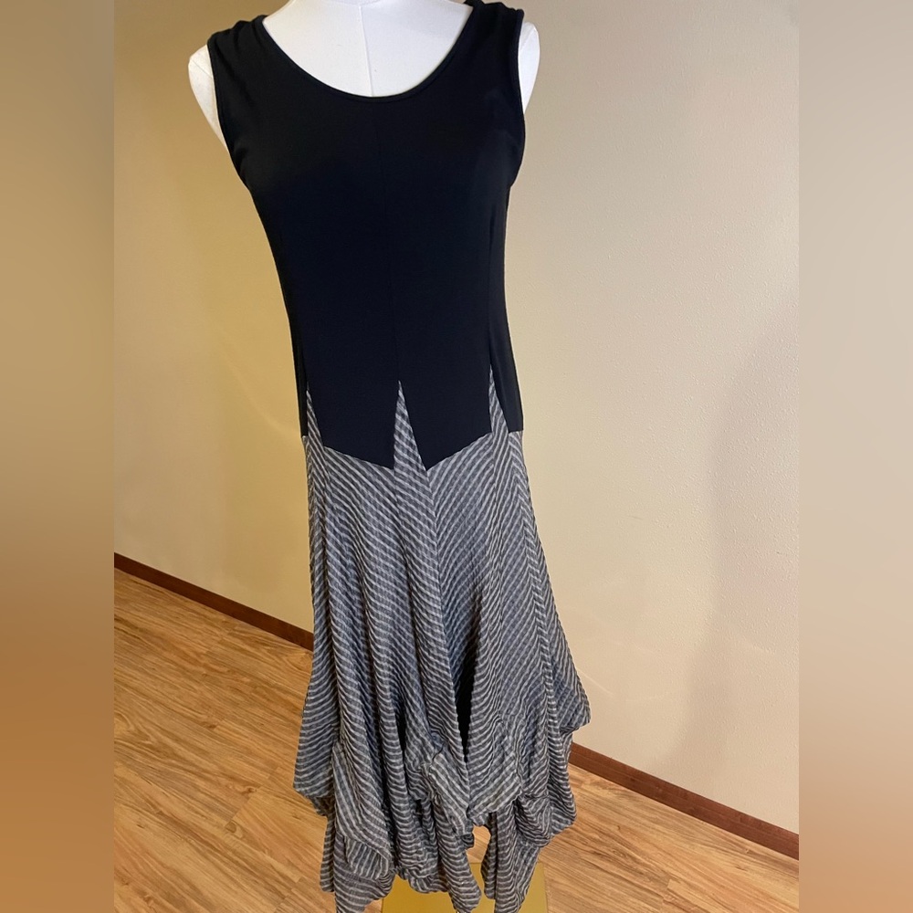 Elegant Black and Gray Women's Dress